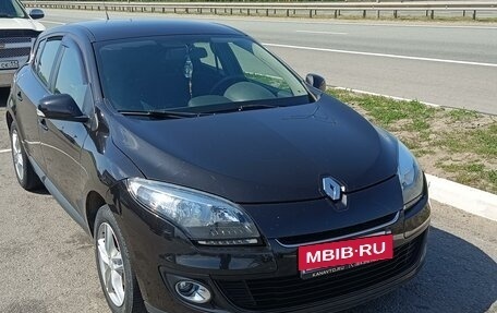 Renault Megane III, 2014 год, 870 000 рублей, 2 фотография