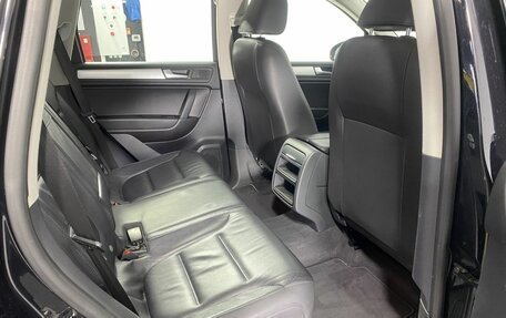 Volkswagen Touareg III, 2013 год, 1 850 000 рублей, 16 фотография