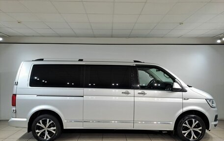 Volkswagen Caravelle T6 рестайлинг, 2017 год, 2 860 000 рублей, 5 фотография