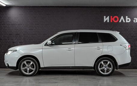 Mitsubishi Outlander III рестайлинг 3, 2012 год, 1 300 000 рублей, 9 фотография