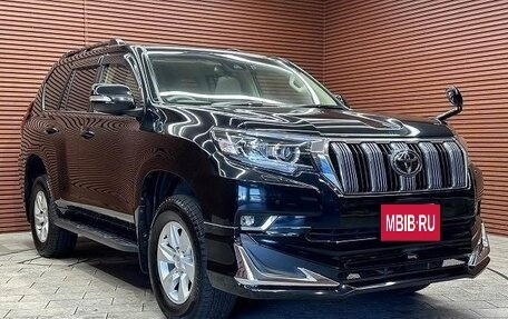 Toyota Land Cruiser Prado 150 рестайлинг 2, 2020 год, 4 108 888 рублей, 2 фотография