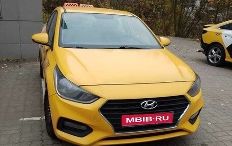 Hyundai Solaris II рестайлинг, 2019 год, 910 000 рублей, 1 фотография