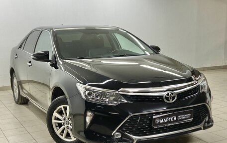 Toyota Camry, 2017 год, 2 675 000 рублей, 3 фотография