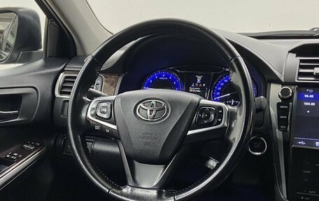 Toyota Camry, 2017 год, 2 675 000 рублей, 18 фотография