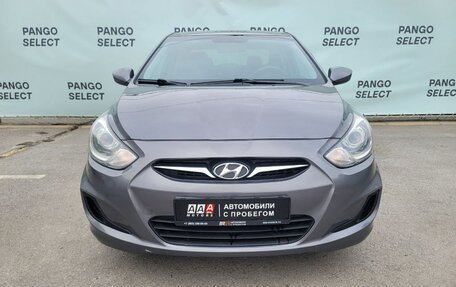 Hyundai Solaris II рестайлинг, 2013 год, 1 050 000 рублей, 3 фотография