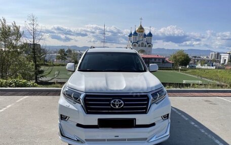 Toyota Land Cruiser Prado 150 рестайлинг 2, 2018 год, 6 500 000 рублей, 13 фотография