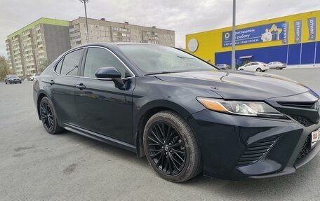 Toyota Camry, 2018 год, 2 550 000 рублей, 2 фотография