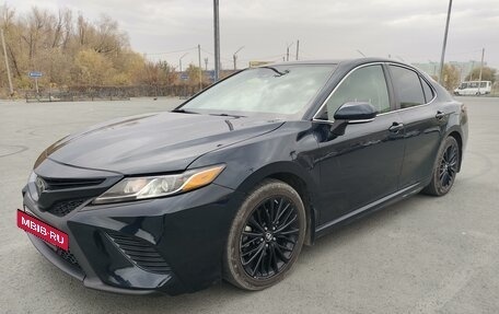 Toyota Camry, 2018 год, 2 550 000 рублей, 3 фотография