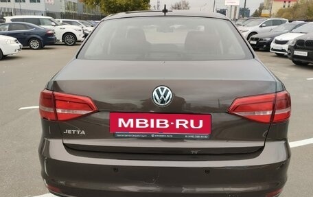 Volkswagen Jetta VI, 2015 год, 899 000 рублей, 6 фотография