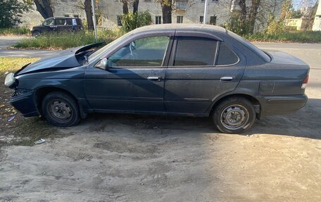 Nissan Sunny B15, 2000 год, 140 000 рублей, 2 фотография