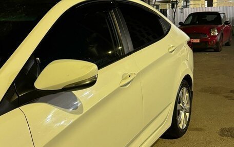 Hyundai Solaris II рестайлинг, 2012 год, 830 000 рублей, 2 фотография