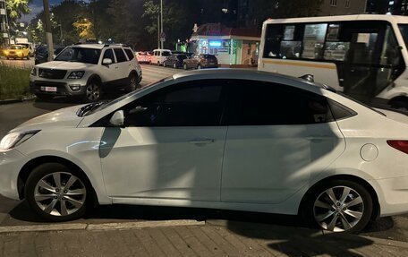 Hyundai Solaris II рестайлинг, 2012 год, 830 000 рублей, 9 фотография