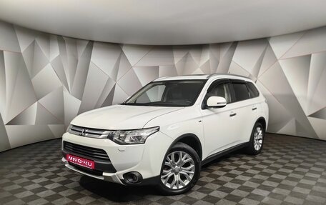 Mitsubishi Outlander III рестайлинг 3, 2014 год, 2 065 000 рублей, 1 фотография