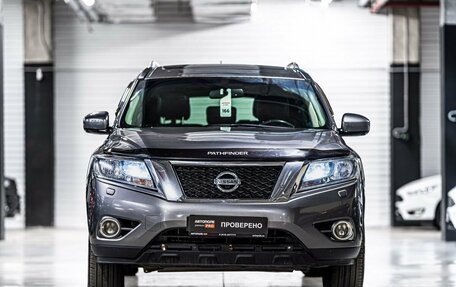 Nissan Pathfinder, 2016 год, 1 829 000 рублей, 3 фотография