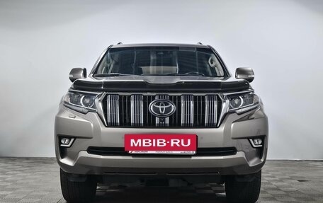 Toyota Land Cruiser Prado 150 рестайлинг 2, 2018 год, 5 975 000 рублей, 2 фотография