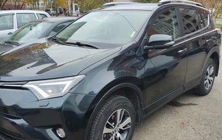 Toyota RAV4, 2017 год, 3 000 000 рублей, 7 фотография