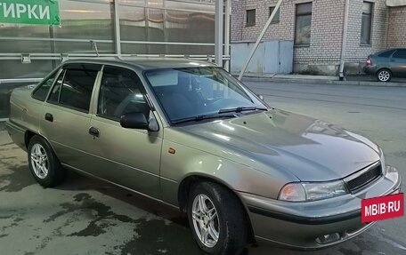 Daewoo Nexia I рестайлинг, 2004 год, 250 000 рублей, 9 фотография