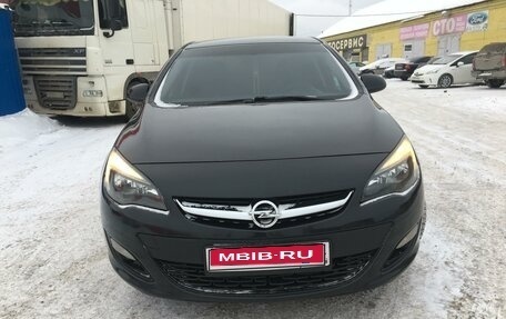 Opel Astra J, 2014 год, 990 000 рублей, 2 фотография