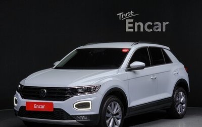 Volkswagen T-Roc I, 2021 год, 2 490 000 рублей, 1 фотография