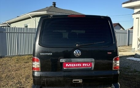 Volkswagen Multivan T5, 2004 год, 1 490 000 рублей, 3 фотография