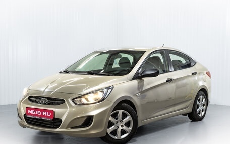 Hyundai Solaris II рестайлинг, 2013 год, 1 050 000 рублей, 1 фотография