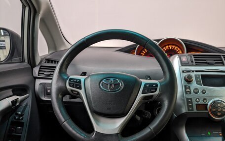 Toyota Verso I, 2011 год, 1 230 000 рублей, 21 фотография