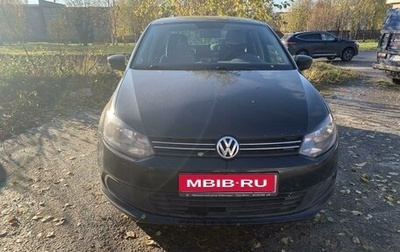 Volkswagen Polo VI (EU Market), 2012 год, 900 000 рублей, 1 фотография