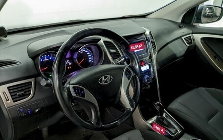 Hyundai i30 II рестайлинг, 2013 год, 1 090 000 рублей, 13 фотография