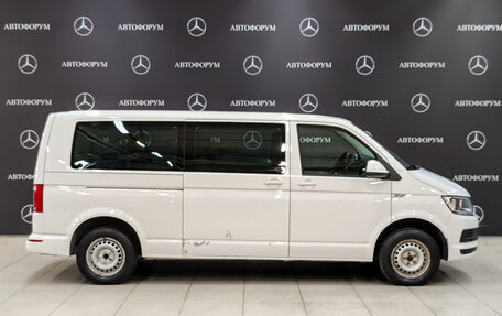 Volkswagen Caravelle T6 рестайлинг, 2019 год, 2 750 000 рублей, 4 фотография