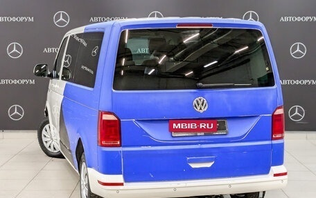 Volkswagen Caravelle T6 рестайлинг, 2019 год, 2 750 000 рублей, 7 фотография