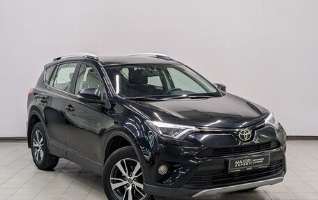 Toyota RAV4, 2018 год, 2 890 000 рублей, 3 фотография