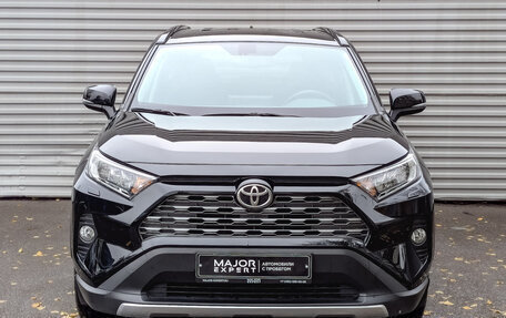 Toyota RAV4, 2021 год, 3 750 000 рублей, 2 фотография