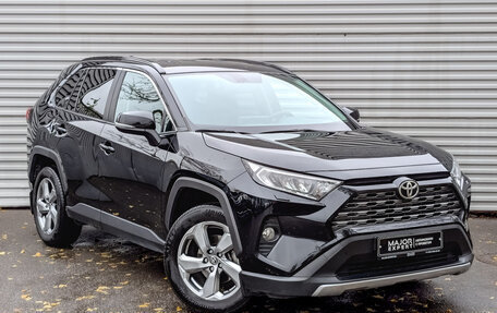 Toyota RAV4, 2021 год, 3 750 000 рублей, 3 фотография