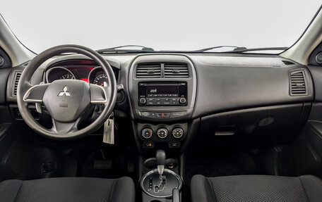 Mitsubishi ASX I рестайлинг, 2014 год, 1 300 000 рублей, 14 фотография