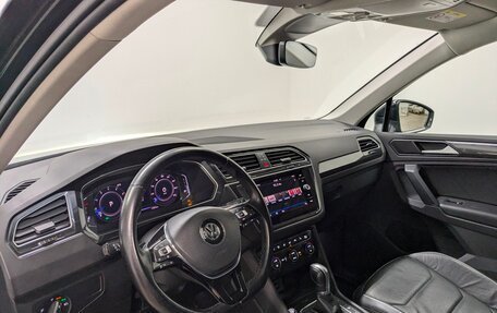 Volkswagen Tiguan II, 2019 год, 2 950 000 рублей, 7 фотография