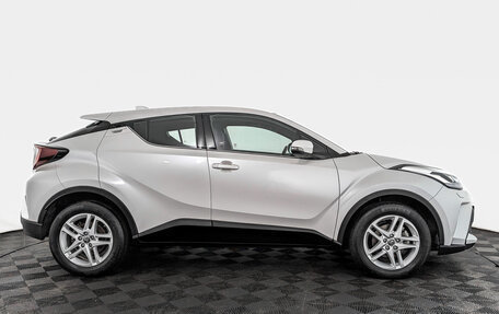 Toyota C-HR I рестайлинг, 2022 год, 3 550 000 рублей, 4 фотография