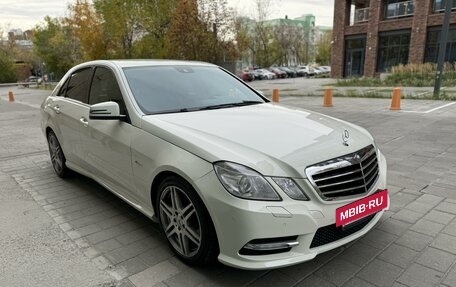 Mercedes-Benz E-Класс, 2011 год, 1 999 000 рублей, 3 фотография