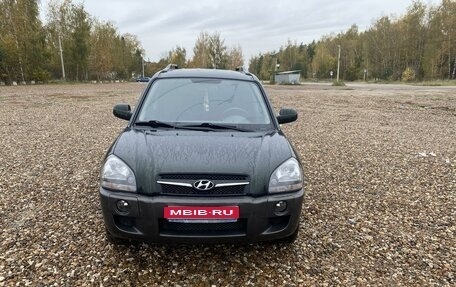 Hyundai Tucson III, 2008 год, 1 080 000 рублей, 1 фотография