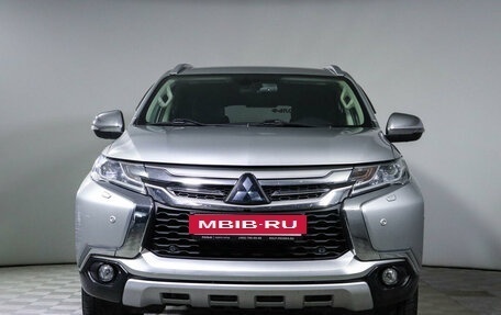 Mitsubishi Pajero Sport III рестайлинг, 2018 год, 3 499 000 рублей, 2 фотография