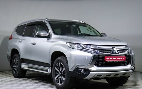 Mitsubishi Pajero Sport III рестайлинг, 2018 год, 3 499 000 рублей, 3 фотография