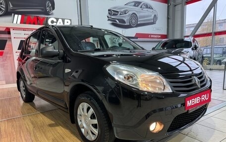 Renault Sandero I, 2012 год, 669 000 рублей, 2 фотография