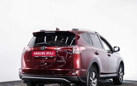 Toyota RAV4, 2018 год, 2 350 000 рублей, 6 фотография