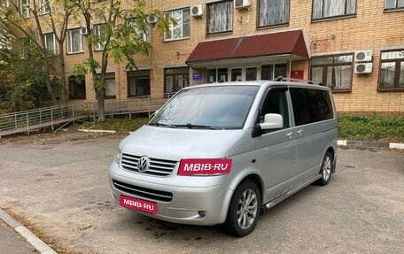 Volkswagen Caravelle T5, 2006 год, 1 150 000 рублей, 1 фотография