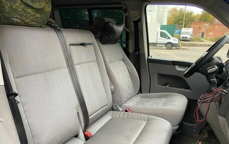 Volkswagen Caravelle T5, 2006 год, 1 150 000 рублей, 8 фотография