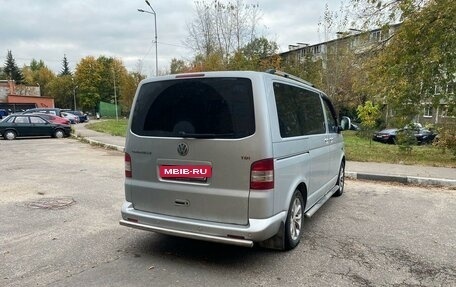 Volkswagen Caravelle T5, 2006 год, 1 150 000 рублей, 7 фотография