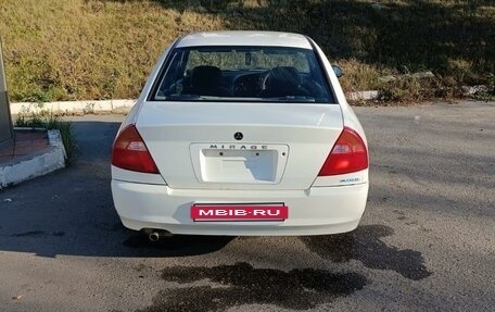 Mitsubishi Mirage VI рестайлинг, 1999 год, 250 000 рублей, 4 фотография