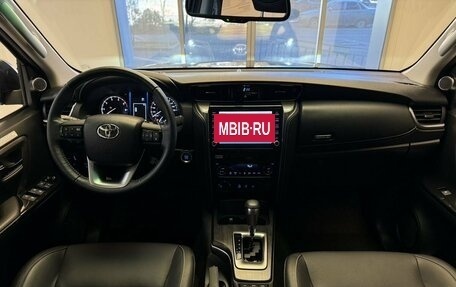 Toyota Fortuner II, 2023 год, 8 300 000 рублей, 8 фотография