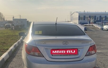 Hyundai Solaris II рестайлинг, 2011 год, 820 000 рублей, 2 фотография