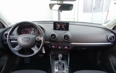 Audi A3, 2015 год, 1 270 000 рублей, 10 фотография