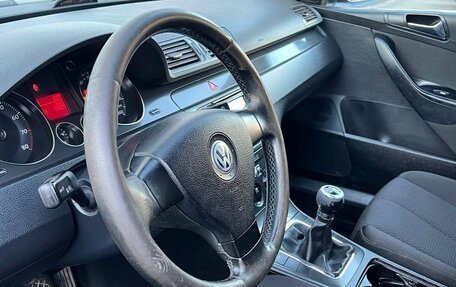 Volkswagen Passat B6, 2006 год, 660 000 рублей, 22 фотография